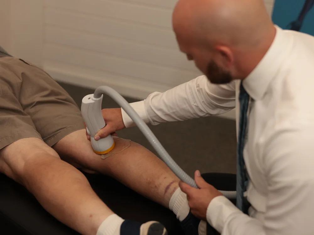 Knee Decompression at Northern Roots Family Spinal Care in Clear Lake